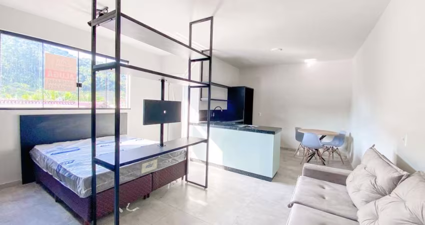 Flat semi mobiliado e equipado no bairro São Pedro!