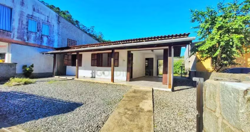 Casa Solta á Venda em Brusque á 5 minutos do Centro