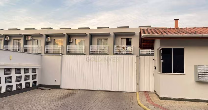 Linda casa de 2 quartos em Dom Joaquim – Semi-mobiliada e em condomínio fechado