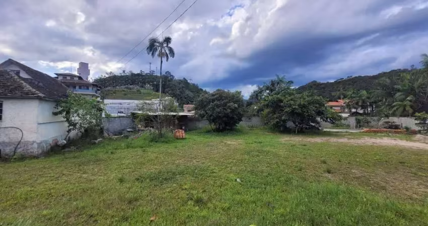 Terreno no Centro da Guabiruba escriturado