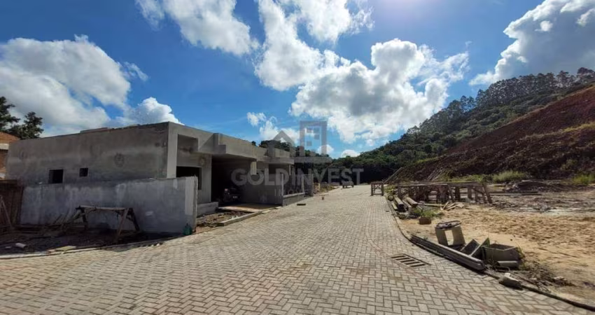 Casa na planta com 1 suíte mais um quarto á venda no bairro Limeira em Brusque