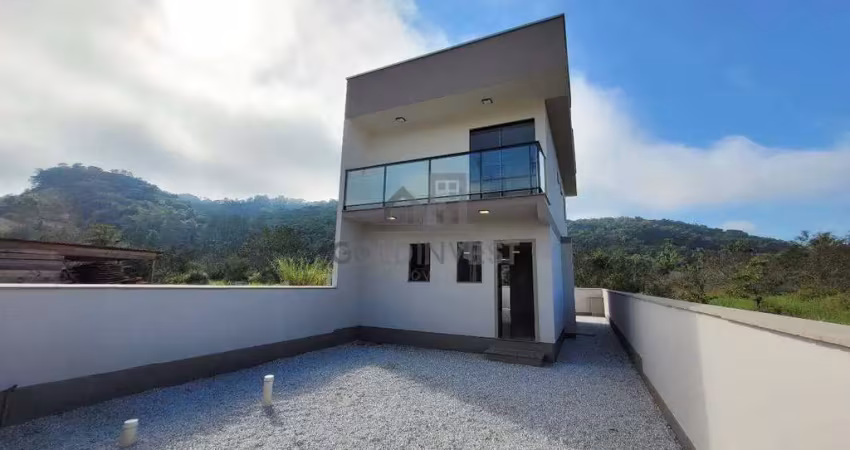 Casa com 3 quartos sendo 1 suíte no bairro pomerânia