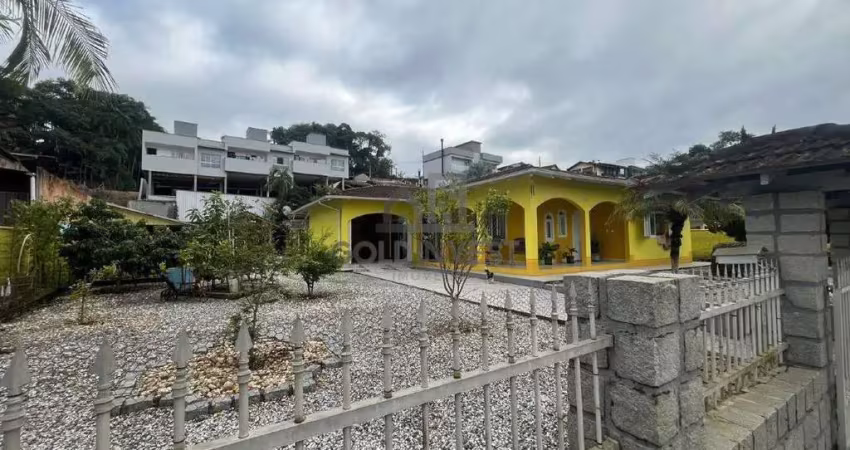 Casa com 4 quartos à venda no Dom Joaquim, Brusque 