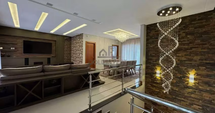 Casa com 3 quartos sendo uma suíte com closet e área de festas com piscina