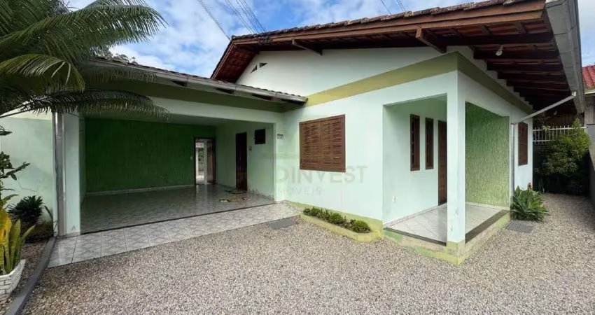 Casa com 2 quartos no bairro São Pedro!!!