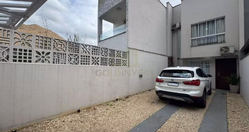 Casa com 2 quartos no bairro Guarani!!!