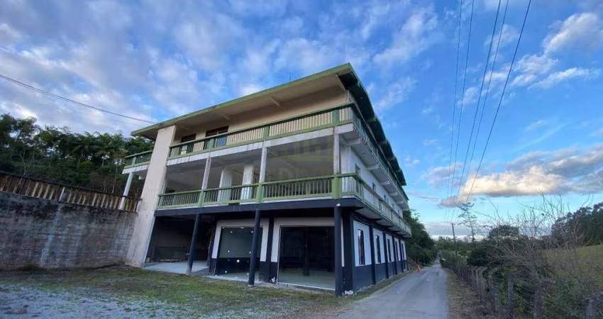 Galpão comercial/residencial para locação na Volta Grande-Brusque!!