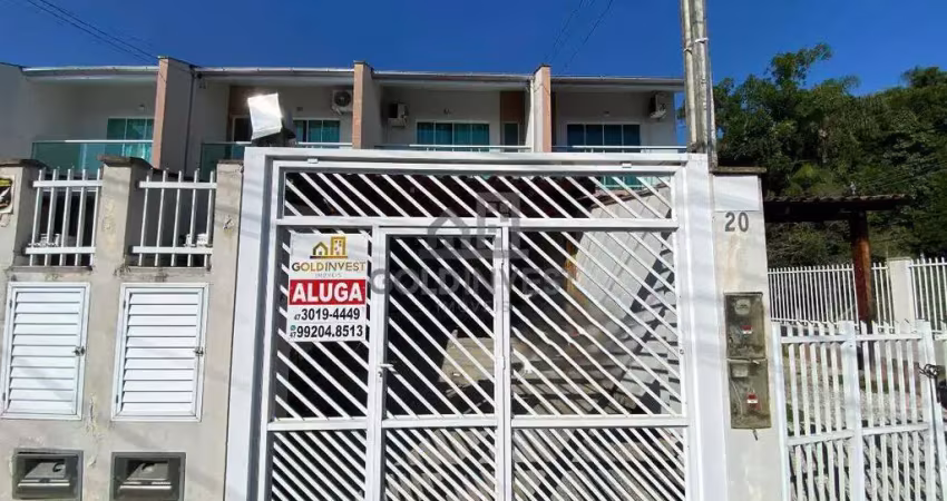 Casa com 2 dormitórios para locação no bairro paquetá-brusque!!