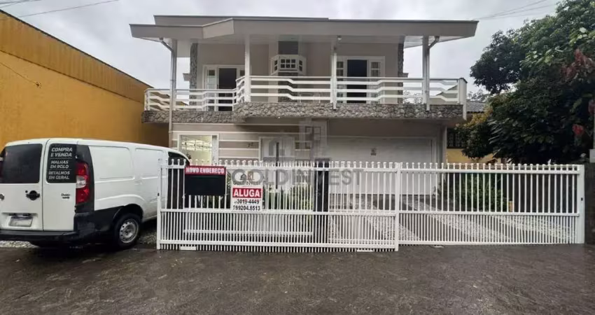 Sala comercial com 200m² no bairro nova brasília!!!