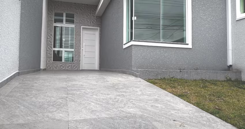 OPORTUNIDADE ÚNICA! LINDA CASA NO ESTAÇÃO EM ARAUCÁRIA!