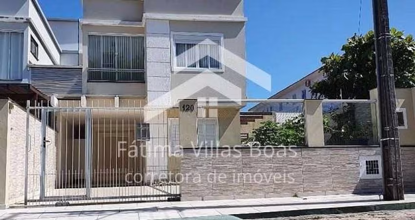 Casa estilo sobrado  à venda nos Ingleses Florianópolis