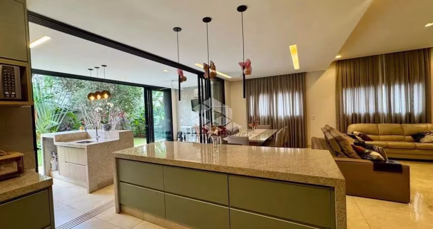 SOBRADO EM CONDOMINIO  BELLA CITTÁ- 3 SUITES -4 VAGAS