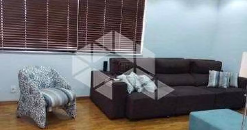 Apartamento à venda no Centro, 3 quartos, 1 vaga.