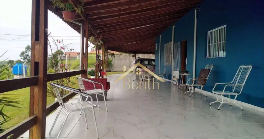 Chácara com 4 dormitórios à venda, 1000 m² por R$ 600.000,00 - Pinheirinho - Taubaté/SP