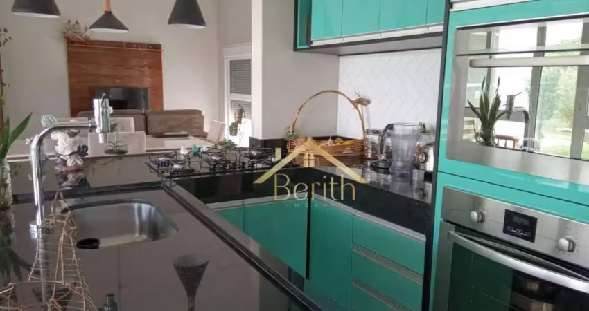 Village com 3 dormitórios à venda, 260 m² por R$ 1.100.000,00 - Reserva Altos Do Cataguá - Taubaté/SP