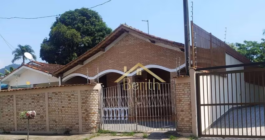 Casa com 3 dormitórios à venda, 290 m² por R$ 1.300.000 - Itaguá - Ubatuba/SP