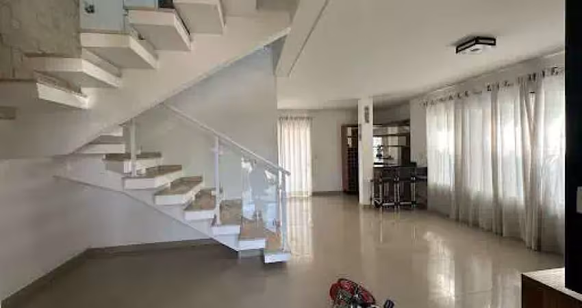 Sobrado com 4 dormitórios para alugar, 256 m² por r$ 6.000,00/mês - bairro do grama - caçapava/sp