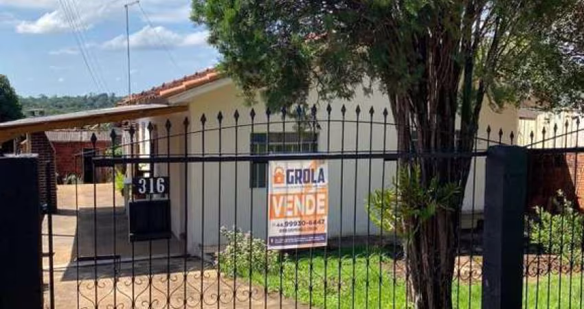 Casa para Venda em Campo Mourão, Jardim Paulista, 2 dormitórios, 1 banheiro, 1 vaga