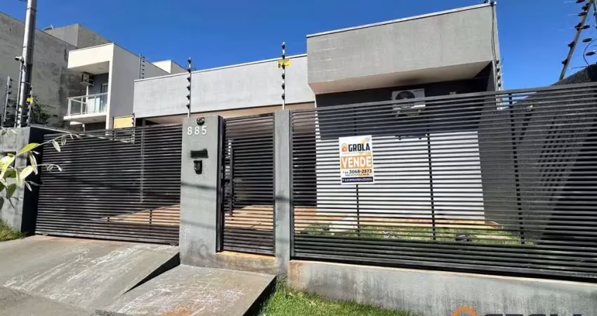 Casa para Venda em Campo Mourão, Jardim Ipanema II, 3 dormitórios, 1 suíte, 1 banheiro, 2 vagas
