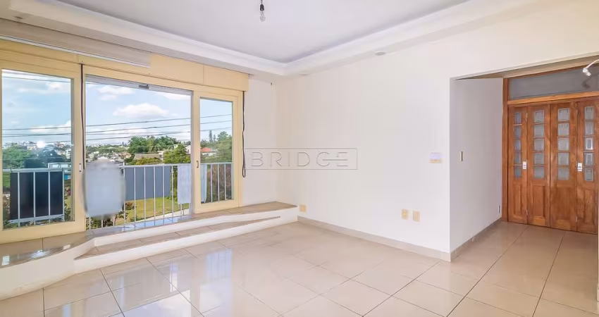 Apartamento com 3 quartos para alugar na Rua Felipe Becker, 663, Três Figueiras, Porto Alegre