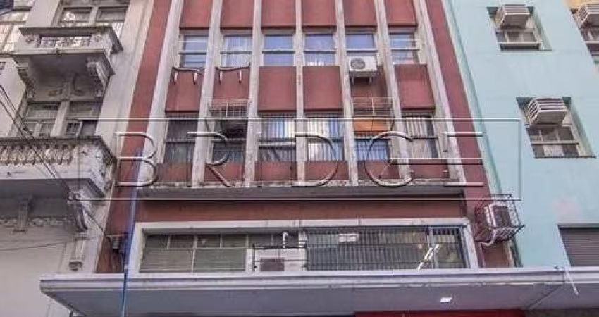 Sala comercial com 1 sala para alugar na Rua dos Andradas, 1332, Centro Histórico, Porto Alegre