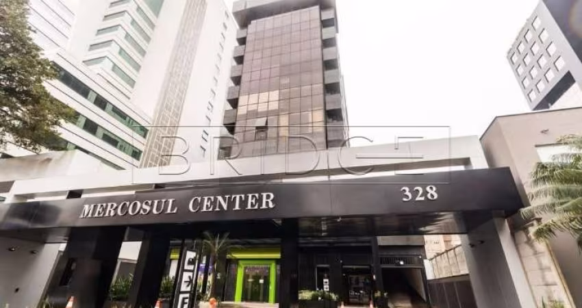 Sala comercial com 1 sala para alugar na Avenida Carlos Gomes, 328, Boa Vista, Porto Alegre