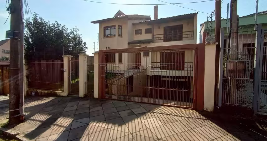 Casa em condomínio fechado com 4 quartos para alugar na Rua Senegal, 170, Vila Ipiranga, Porto Alegre