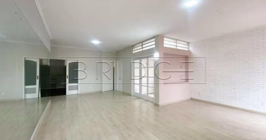 Casa comercial para alugar na Alameda Raimundo Corrêa, 168, Boa Vista, Porto Alegre