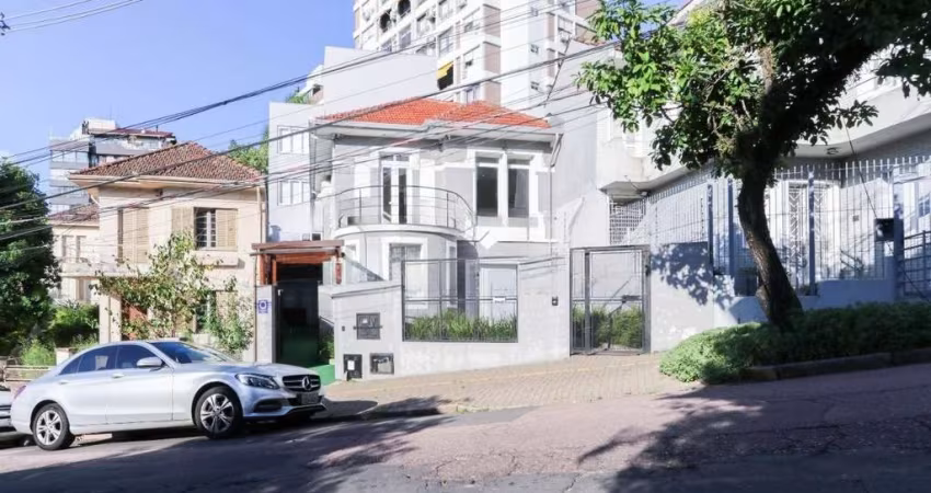Casa comercial com 8 salas para alugar na Rua Doutor Vale, 234, Moinhos de Vento, Porto Alegre