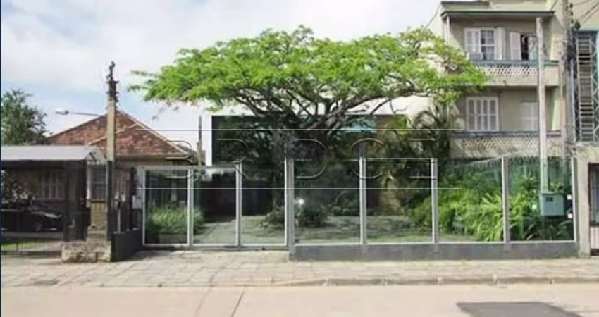 Casa comercial com 12 salas para alugar na Avenida Cairu, 1313, Navegantes, Porto Alegre