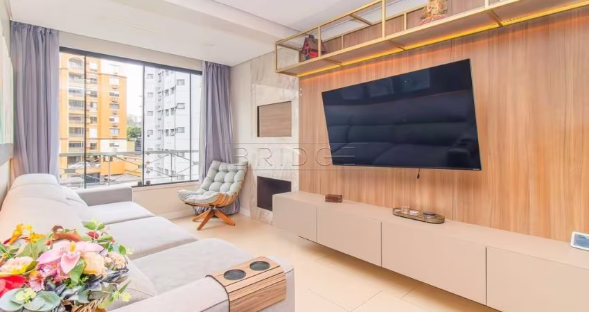 Apartamento com 3 quartos para alugar na Rua Afonso Taunay, 180, Boa Vista, Porto Alegre