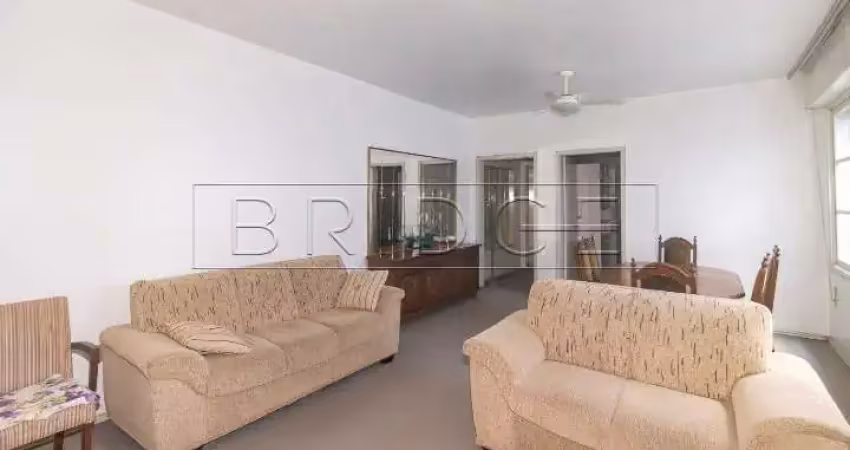 Apartamento com 3 quartos para alugar na Rua Vieira de Castro, 193, Santana, Porto Alegre