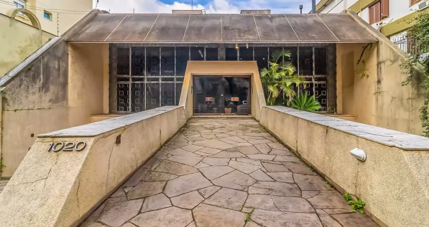 Casa em condomínio fechado com 4 quartos para alugar na Rua Pedro Chaves Barcelos, 1020, Bela Vista, Porto Alegre