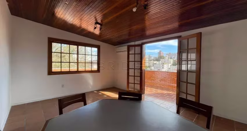 Cobertura com 3 quartos para alugar na Travessa Jundiaí, 2350, Higienópolis, Porto Alegre