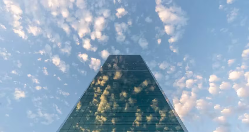 Sala comercial com 1 sala para alugar na Avenida Diário de Notícias, 200, Cristal, Porto Alegre