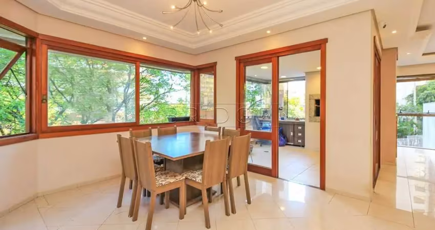 Apartamento com 3 quartos para alugar na Rua Carvalho Monteiro, 210, Petrópolis, Porto Alegre