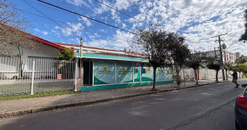 Casa comercial com 11 salas para alugar na Rua Costa Rica, 228, Jardim Lindóia, Porto Alegre