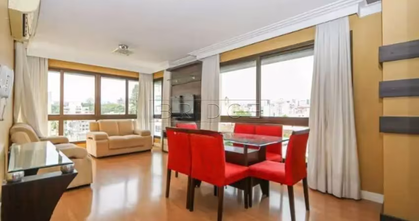 Apartamento com 3 quartos para alugar na Rua Luiz Cosme, 14, Passo da Areia, Porto Alegre