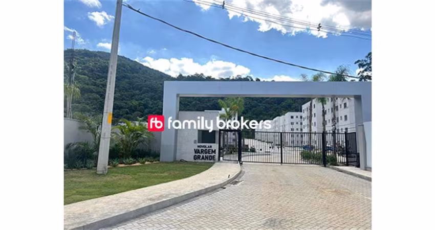 VARGEM GRANDE: APARTAMENTO COM 2 QUARTOS E 44m² Á VENDA