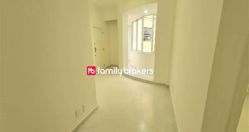 CATETE: EXCELENTE APARTAMENTO QUARTO E SALA TOTALMENTE REFORMADO