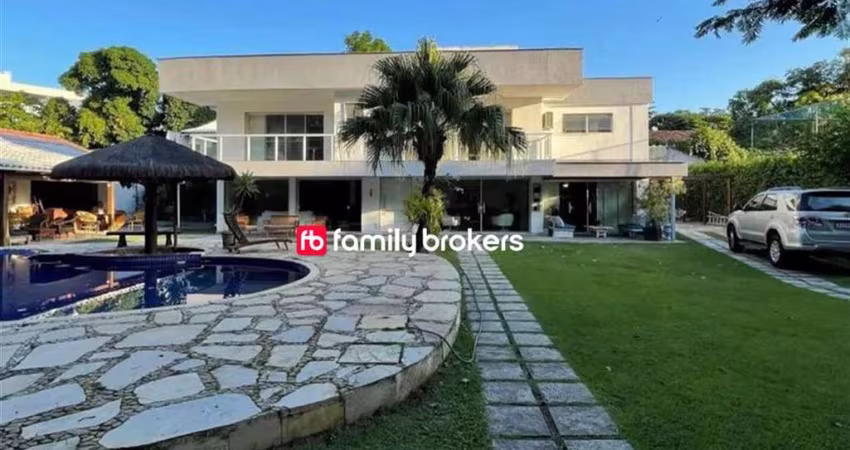 CONDOMÍNIO LAGOA MAR NORTE - CASA DUPLEX COM 6 SUÍTES e 6 VAGAS