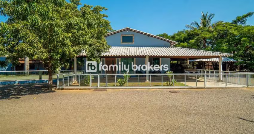 ESPAÇOSA CASA DE 2 QUARTOS SENDO 1 SUITE | 436M² | 4 VAGAS | PISCINA E CHURRASQUEIRA
