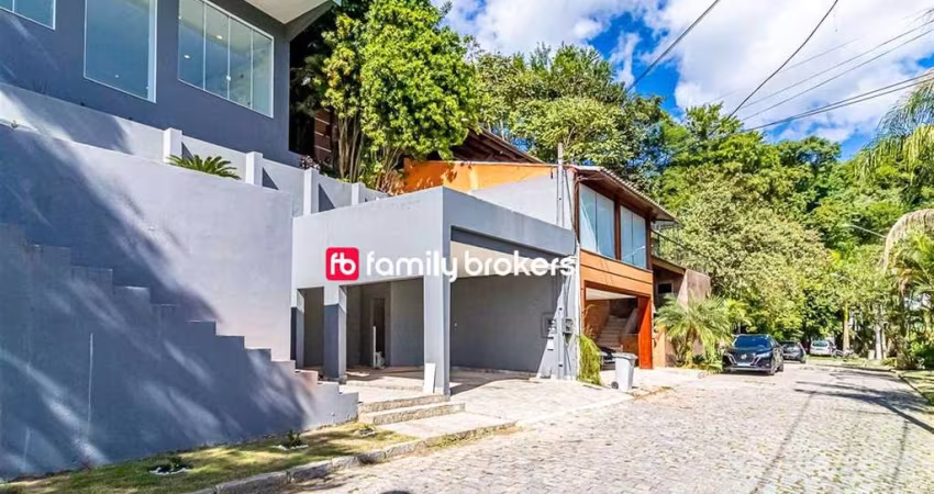 EXCELENTE CASA TRIPLEX COM 436M² | 4 SUÍTES | VISTA DESLUMBRANTE - PENDOTIBA.