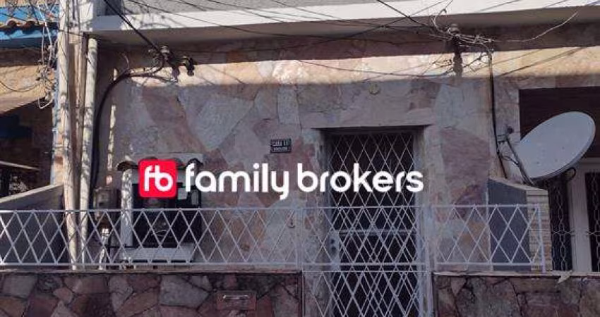 CASA DUPLEX INDEPENDENTE COM 200M² | 5 QUARTOS | 2 VAGAS - PRAÇA SECA