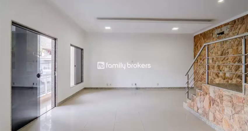 Excelente casa triplex com 275m² | lazer privativo | pontal - recreio