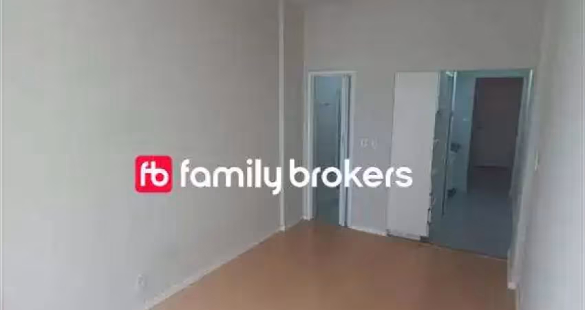 Confortável studio reformado com 1 suíte | 32m² | 2 quadras da praia - ipanema