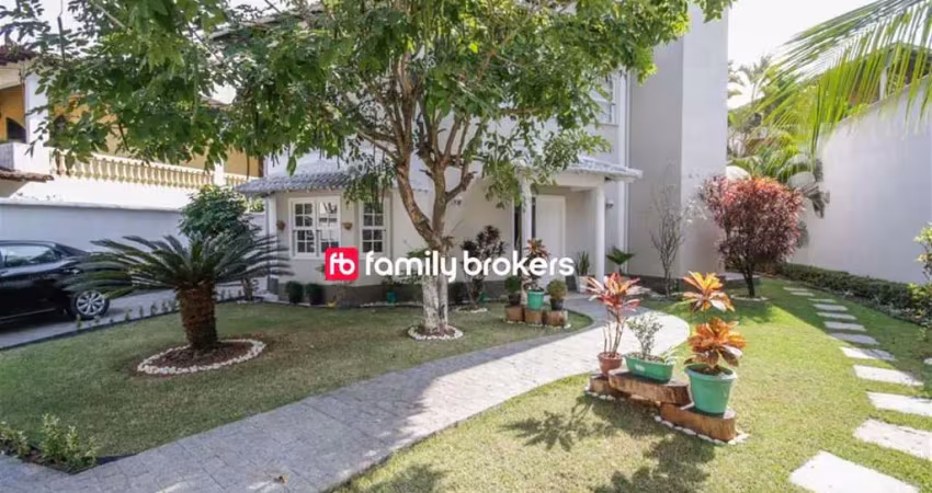Sofisticada casa à venda no condomínio santa lúcia - 438m² | 5 quartos | 3 vagas