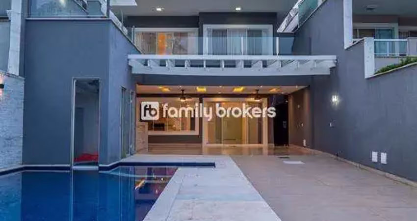 Excelente casa decorada e reformada | 282m² | 4 quartos - condomínio blue house