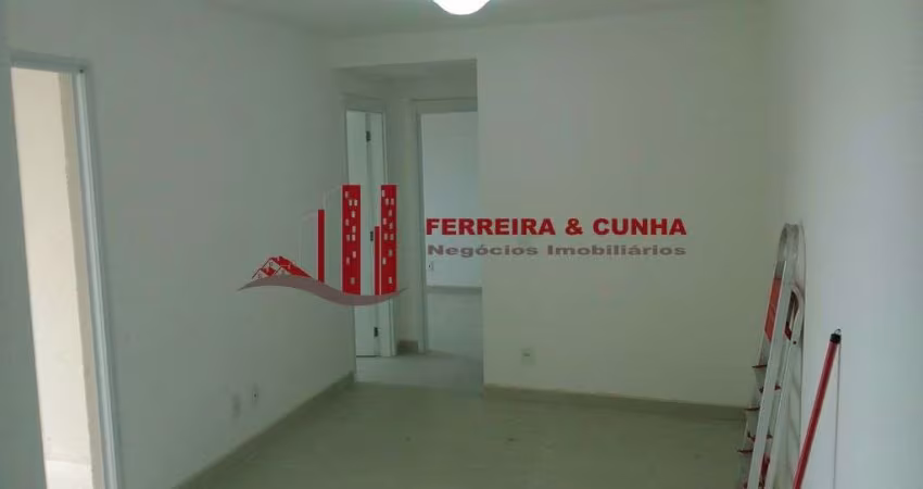 Apartamento à venda com dois quartos e varanda gourmet no Alto do Pari