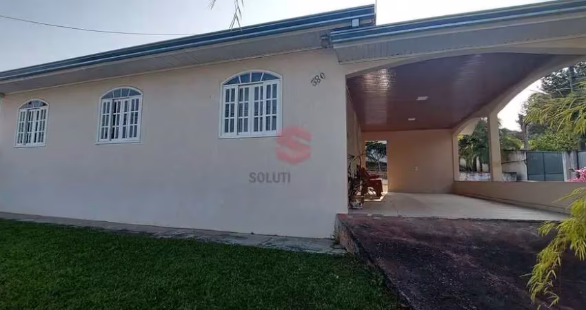 Casa 03 quartos, semi mobiliada, amplo espaço de terreno, santa rita, campo largo/pr